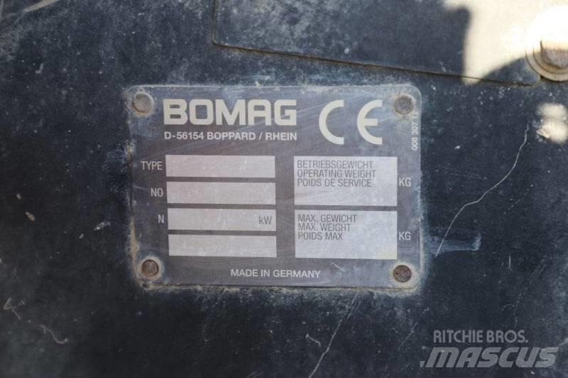 Bomag BW 225 D-3 Rulli a doppio tamburo