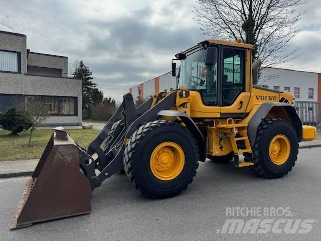 Volvo L 60 F Pale gommate