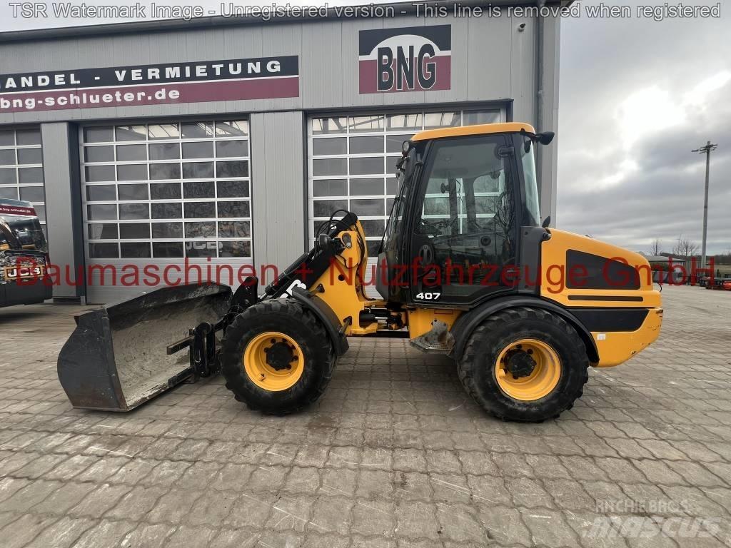 JCB 407 -gebraucht- Pale gommate