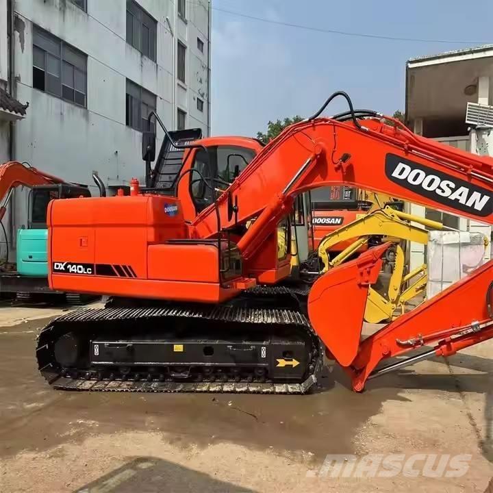 Doosan DX150 Escavatori cingolati