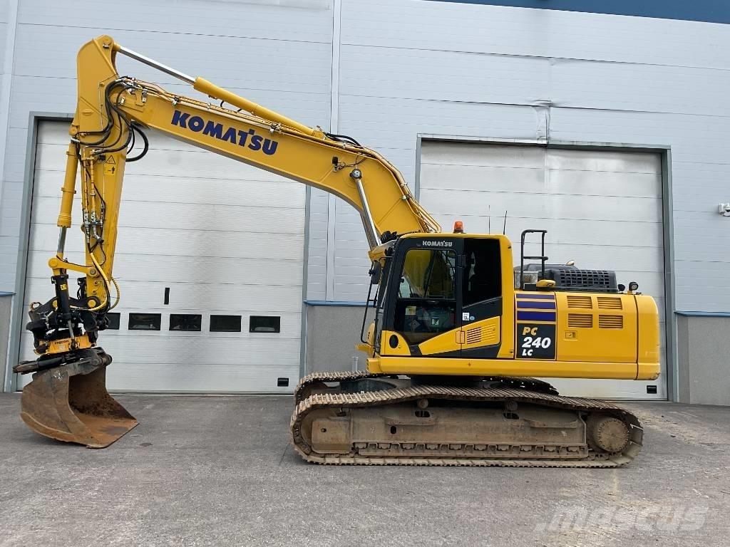 Komatsu PC240LC-11 Escavatori cingolati