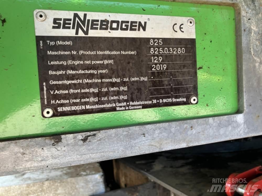 Sennebogen 825E Movimentazione rifiuti
