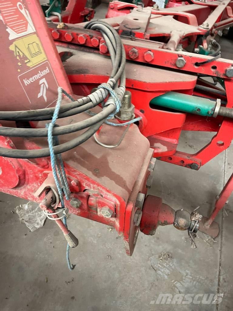 Kverneland EG 100 Aratri reversibili