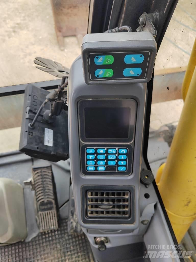 Komatsu PW 180-7EO Escavatori gommati