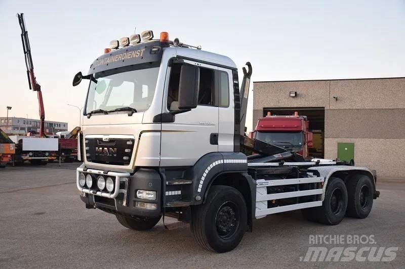 MAN TGS 33.400 Camion con gancio di sollevamento