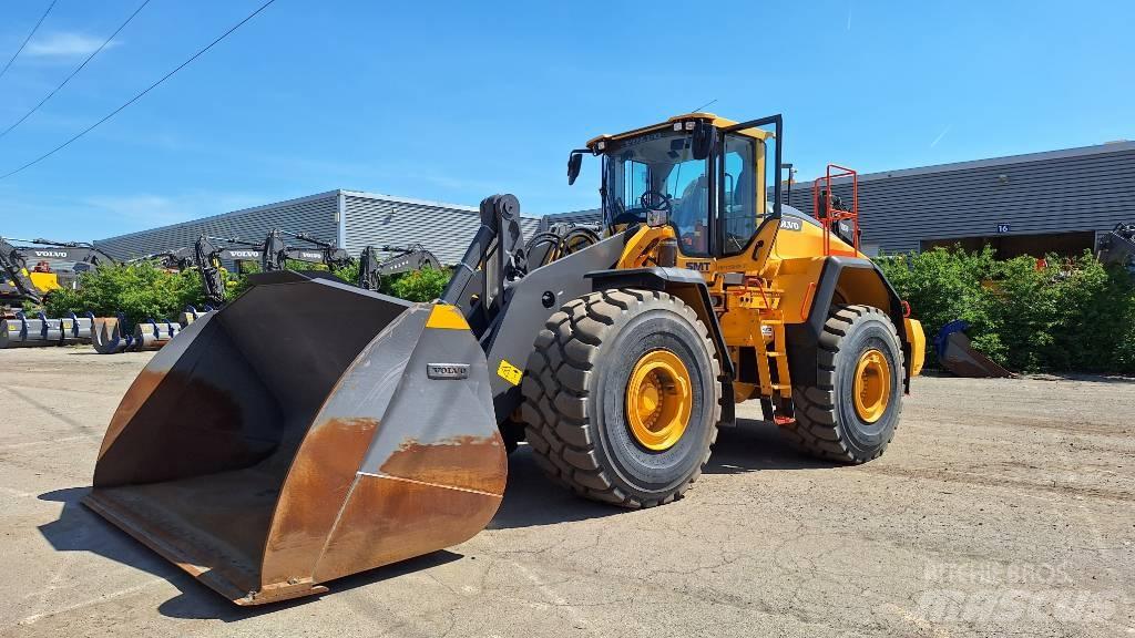 Volvo L 220 H Pale gommate