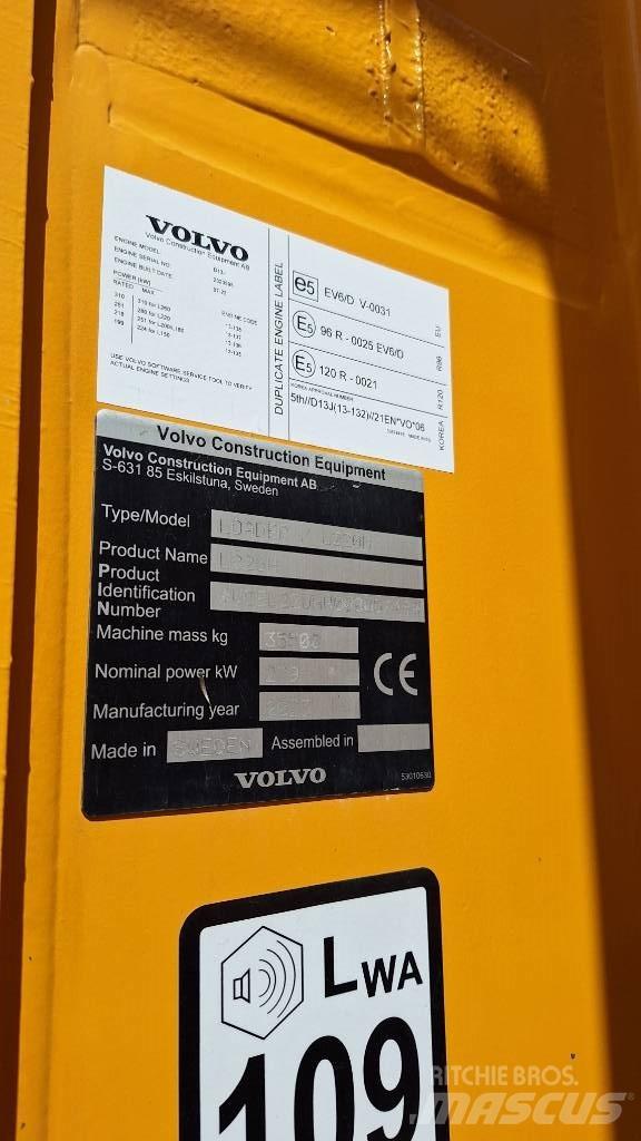Volvo L 220 H Pale gommate