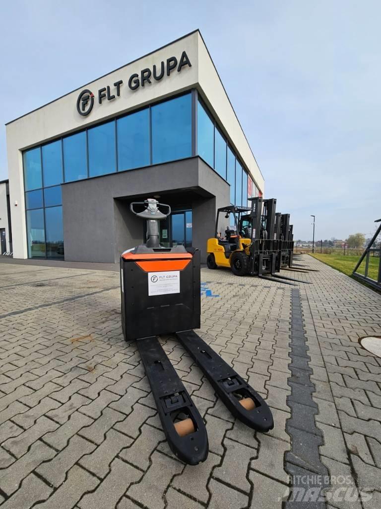 BT LPE200 Carrelli elevatori bassi a piattaforma