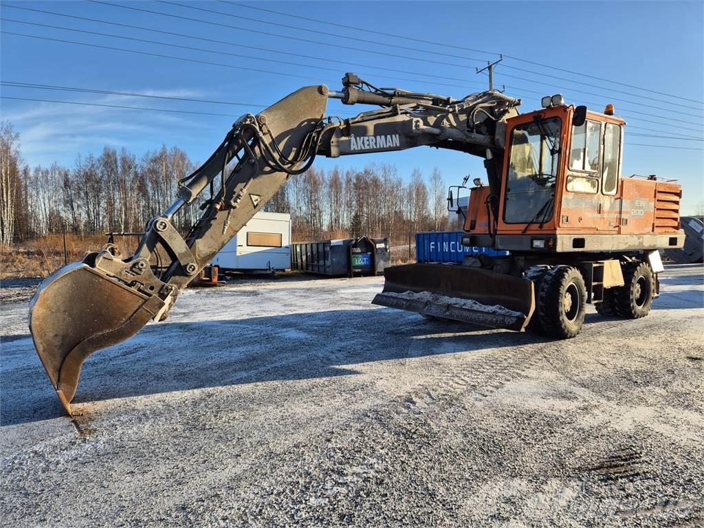 Åkerman EW 200 Escavatori gommati