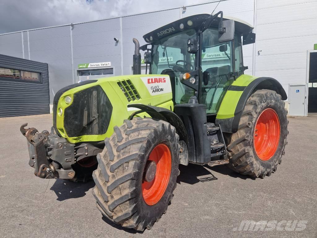 CLAAS Arion 640 CIS Trattori