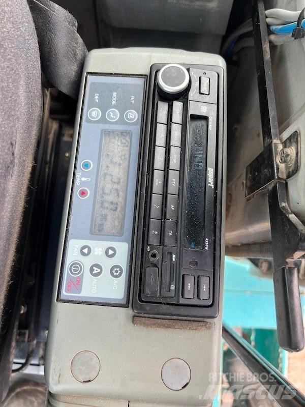 Kobelco SK 235 SR LC Escavatori cingolati