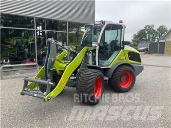 CLAAS Torion 535 Pale gommate