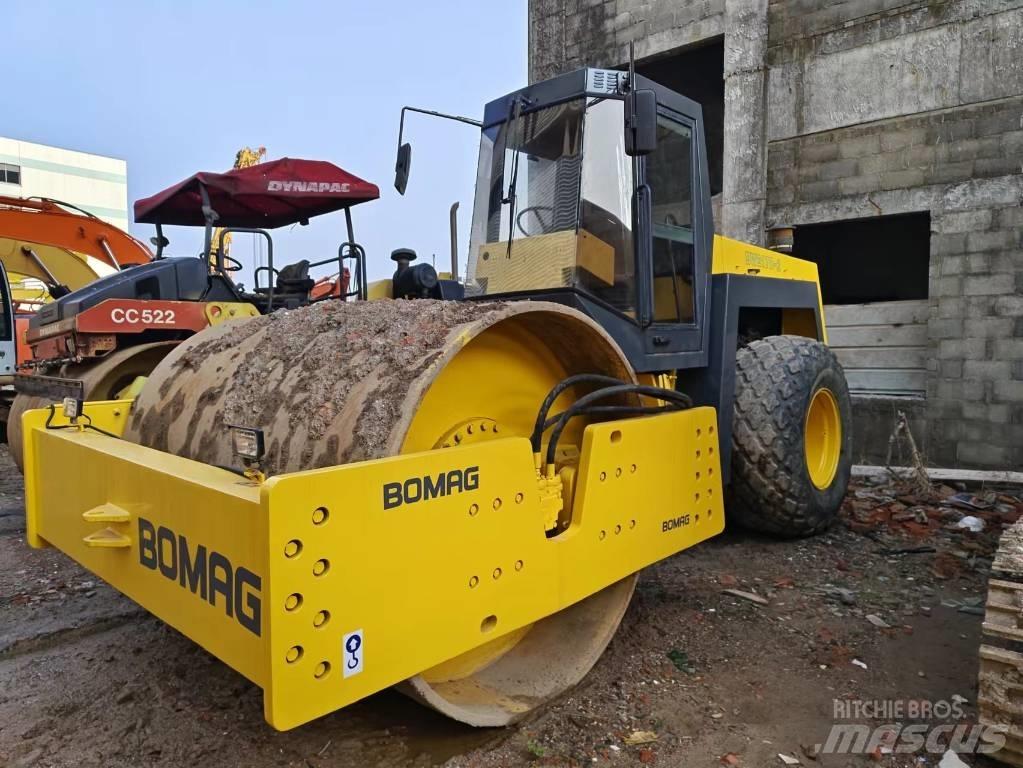 Bomag BW 217 Rulli monotamburo