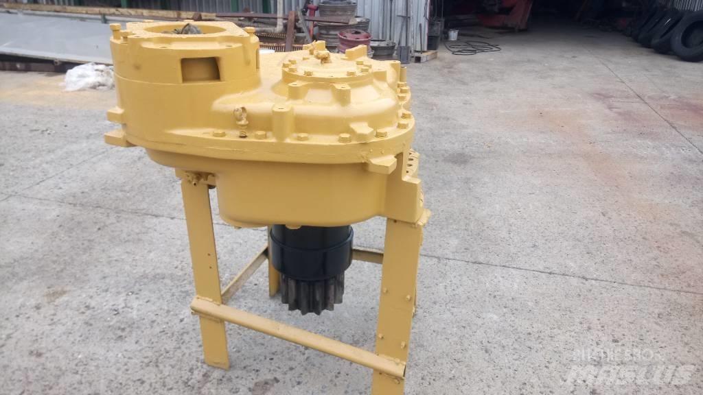 CAT 245 Trasmissione