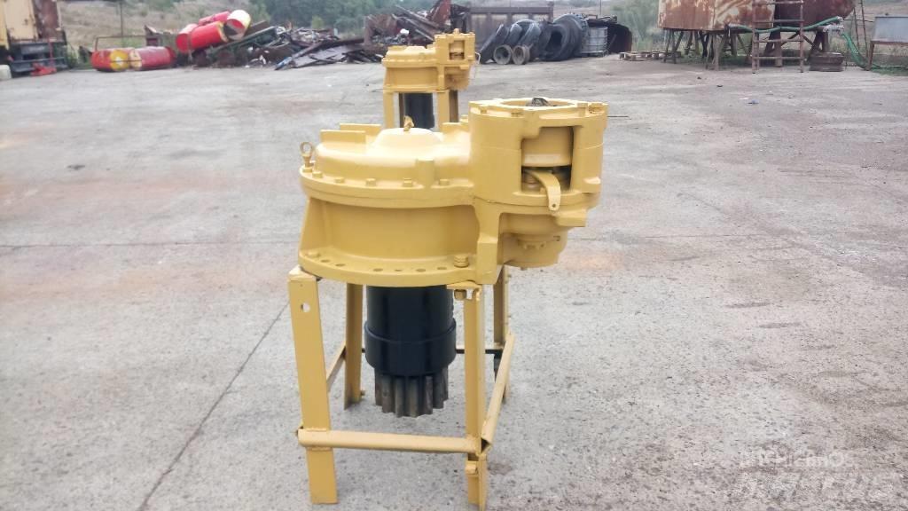 CAT 245 Trasmissione