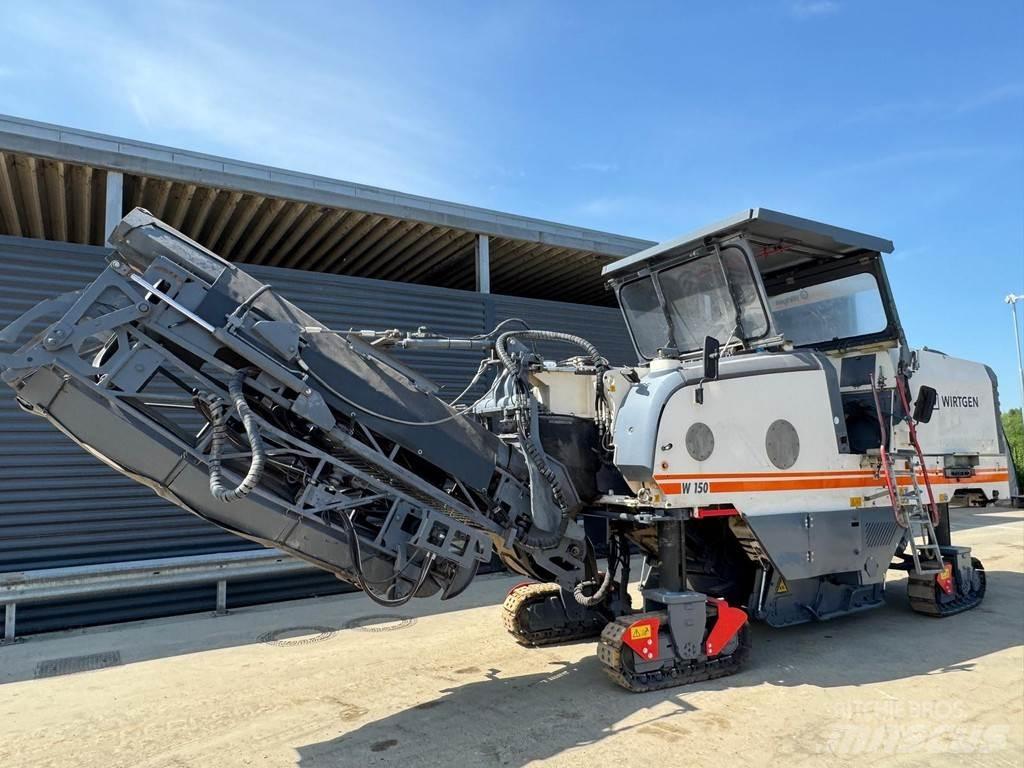 Wirtgen W 150 Fresa a freddo per asfalto