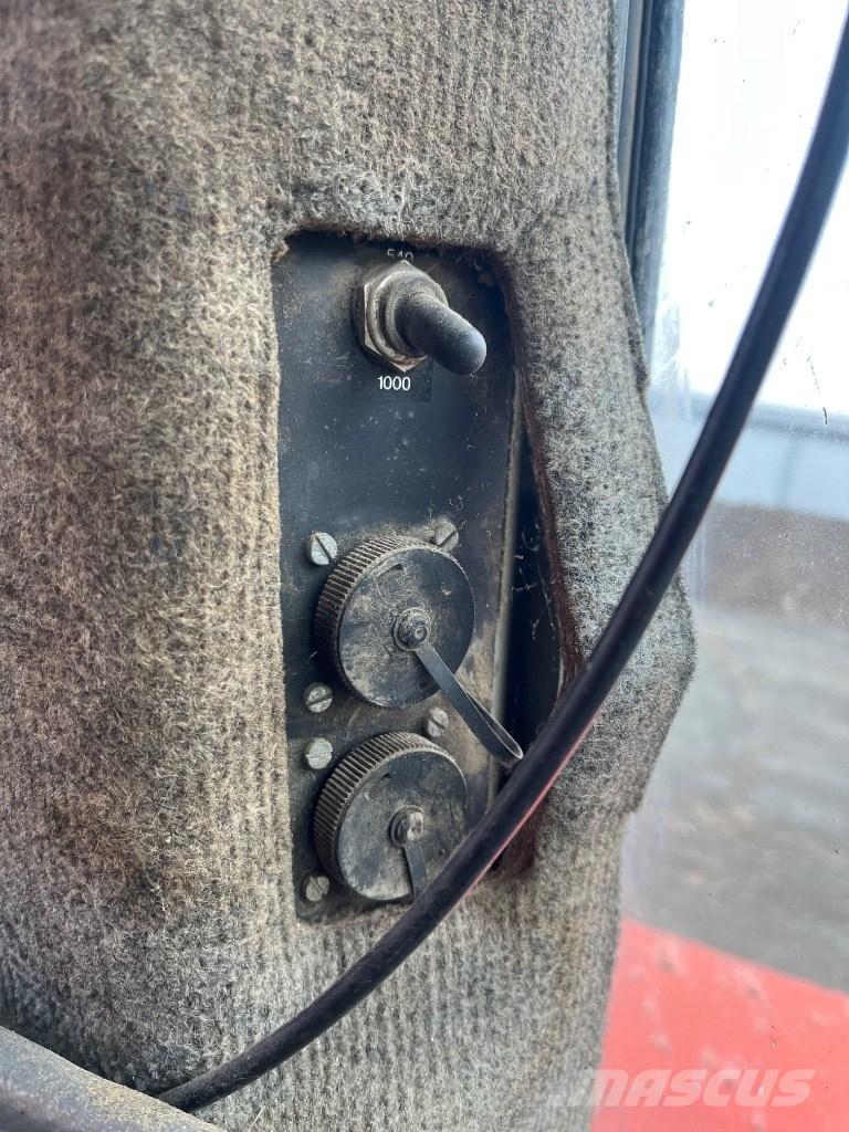 Massey Ferguson 3690 Trattori