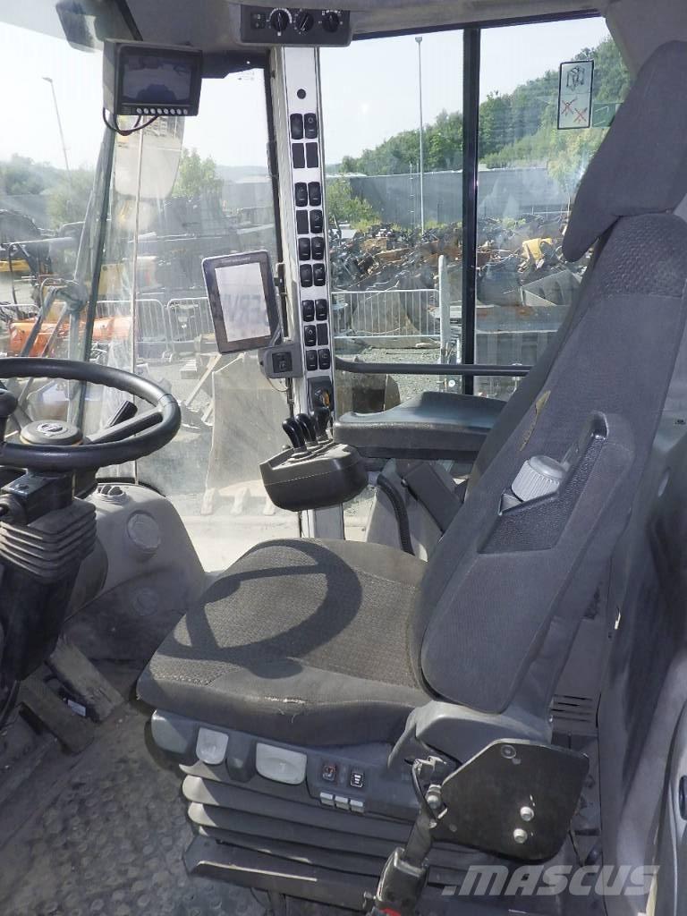 Volvo L 110 H LB Pale gommate