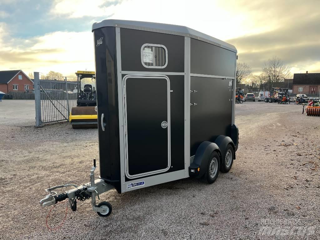 Ifor Williams HB 403 Semirimorchio per il trasporto di animali