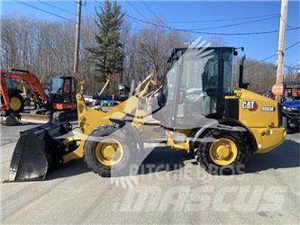 CAT 906M Pale gommate