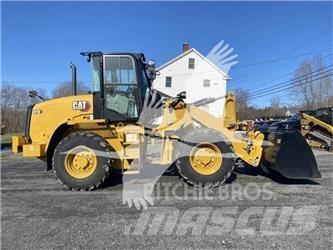 CAT 910 Pale gommate