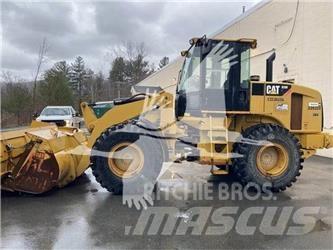CAT 928H Pale gommate