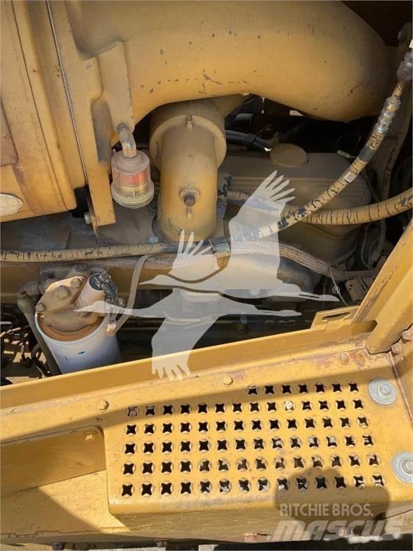 CAT D8N Dozer cingolati
