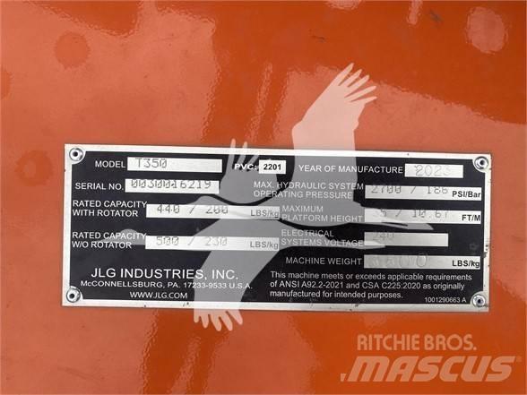 JLG T350 Piattaforme aeree su rimorchio