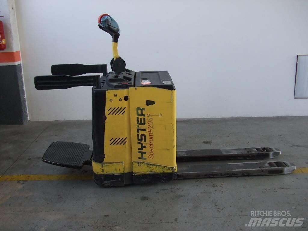 Hyster P2.0S Carrelli elevatori bassi a piattaforma