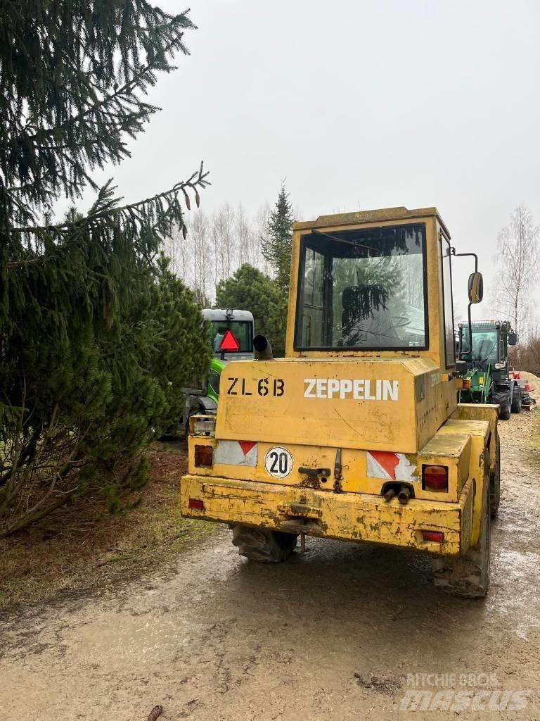 Schaeff SKL 831 Pale gommate