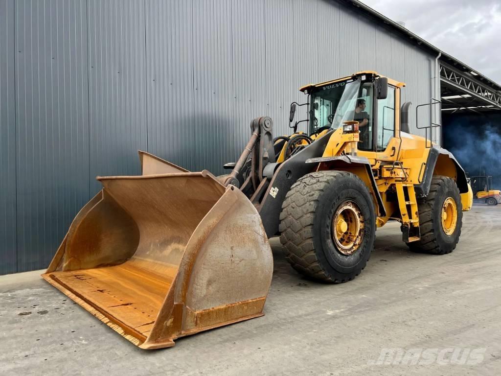 Volvo L180G Pale gommate