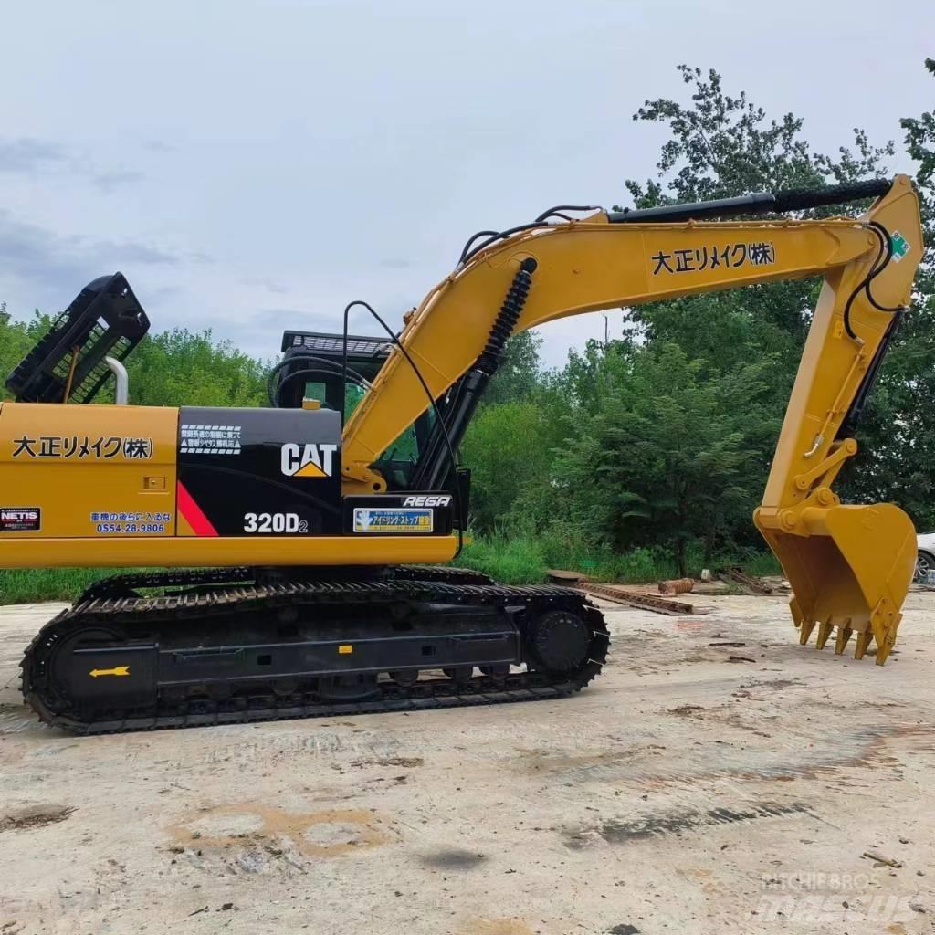 CAT 320 D 2 Escavatori medi 7t - 12t
