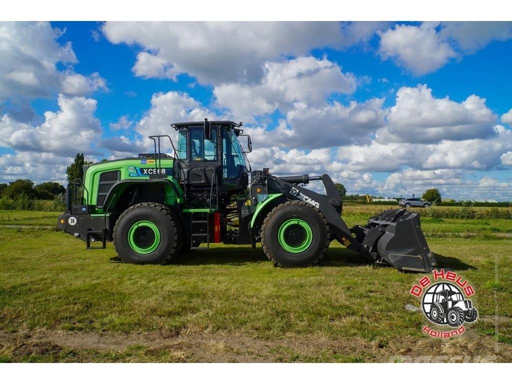 XCMG XC968-EV Pale gommate
