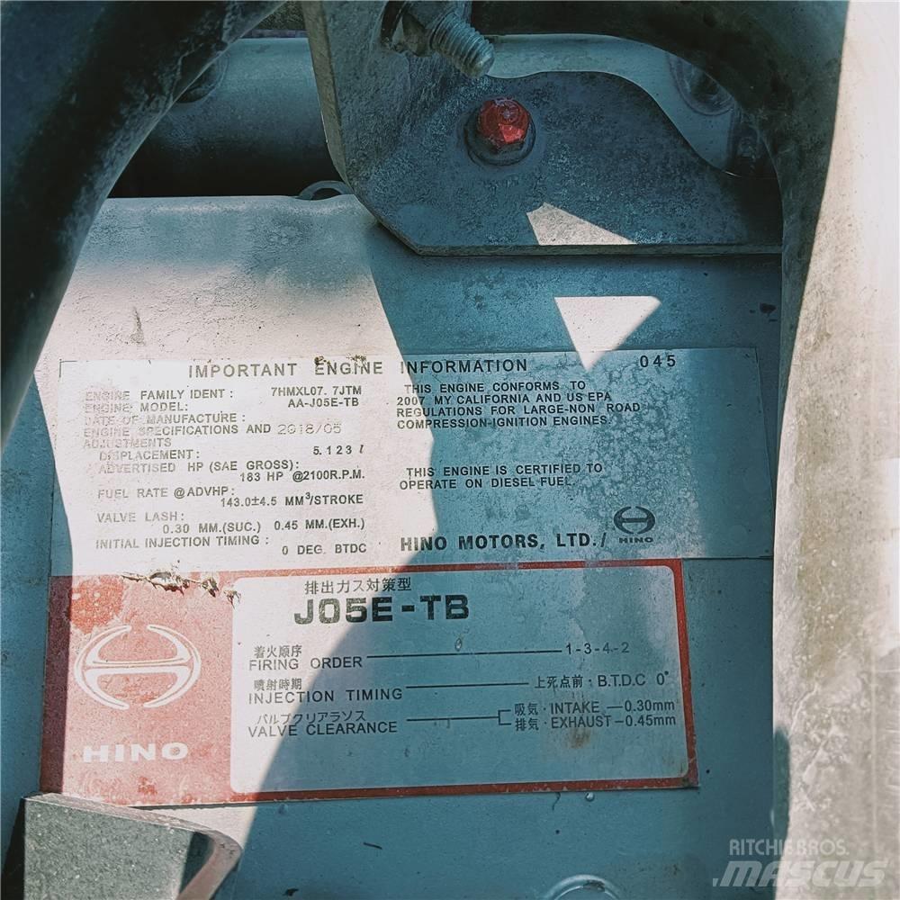 Kobelco SK260D Escavatori cingolati
