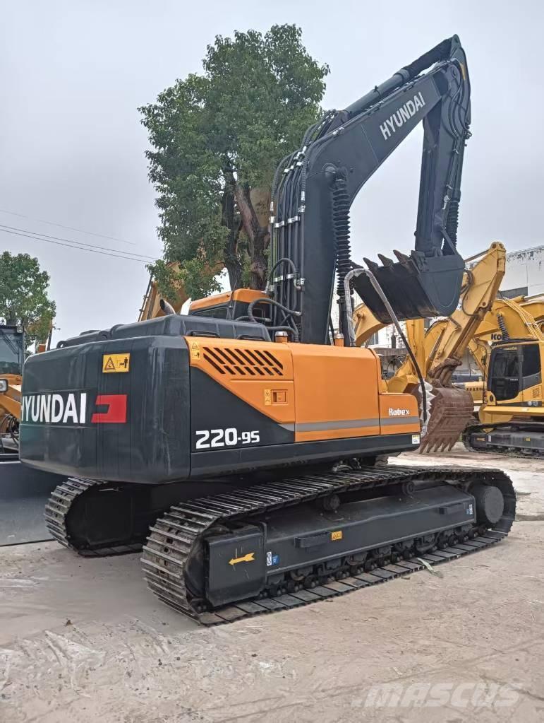 Hyundai 220 LC-9S Escavatori cingolati