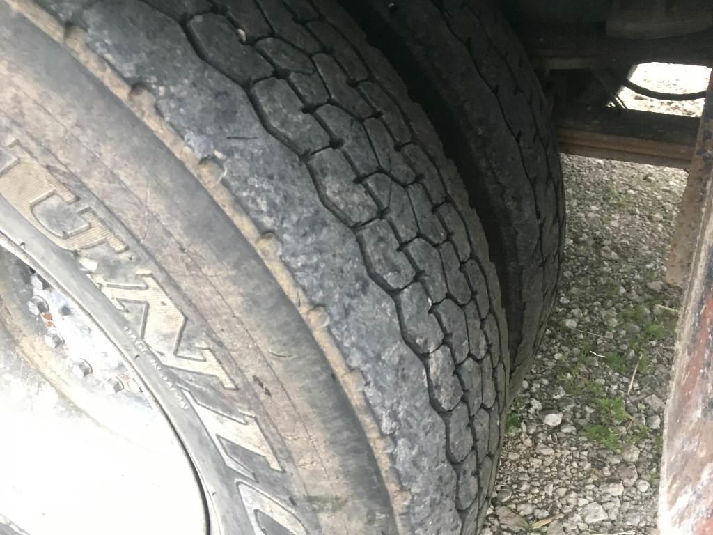 Mitsubishi DC-700BR Autopompe per calcestruzzo