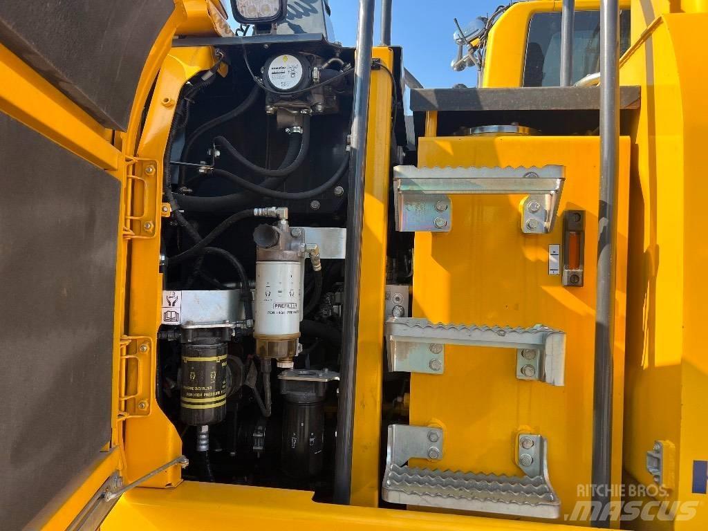 Komatsu PW 148-10 Escavatori gommati