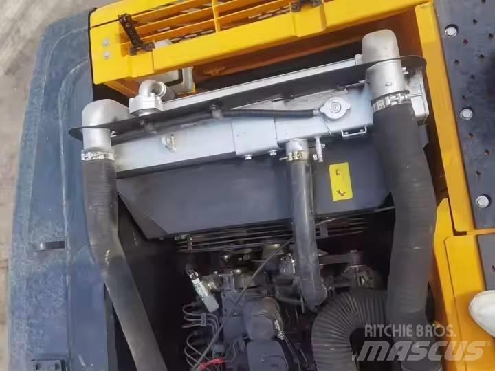 Hyundai 220LC-9S Escavatori cingolati