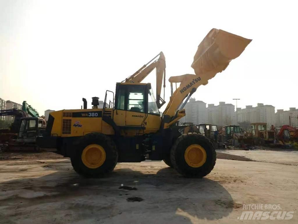 Komatsu WA 380-6 Pale gommate
