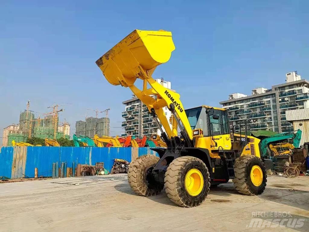 Komatsu WA 380-6 Pale gommate