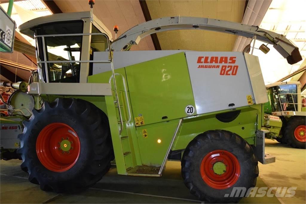 CLAAS Jaguar 820 Trince semoventi