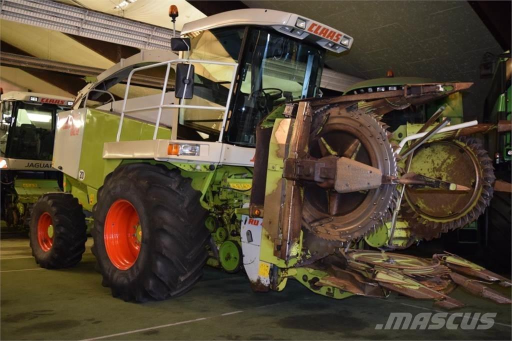 CLAAS Jaguar 820 Trince semoventi