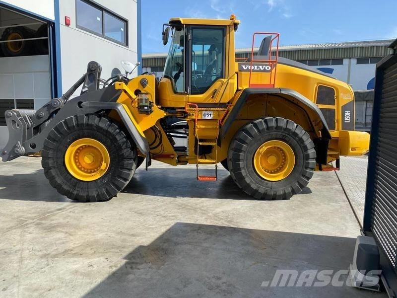 Volvo L 150 H Pale gommate