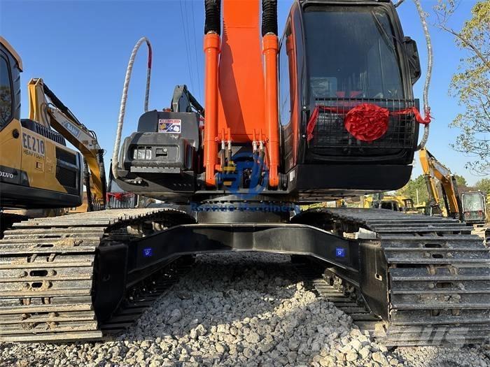 Hitachi ZX 200 Escavatori cingolati