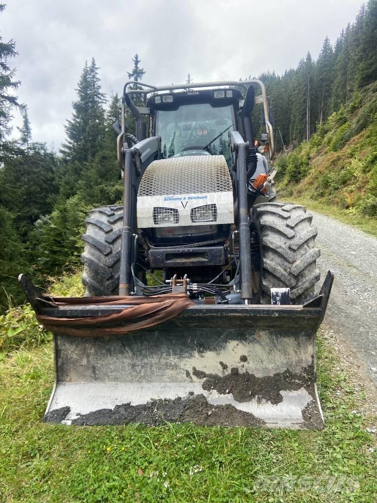 Valtra T 162 Altri mezzi forestali