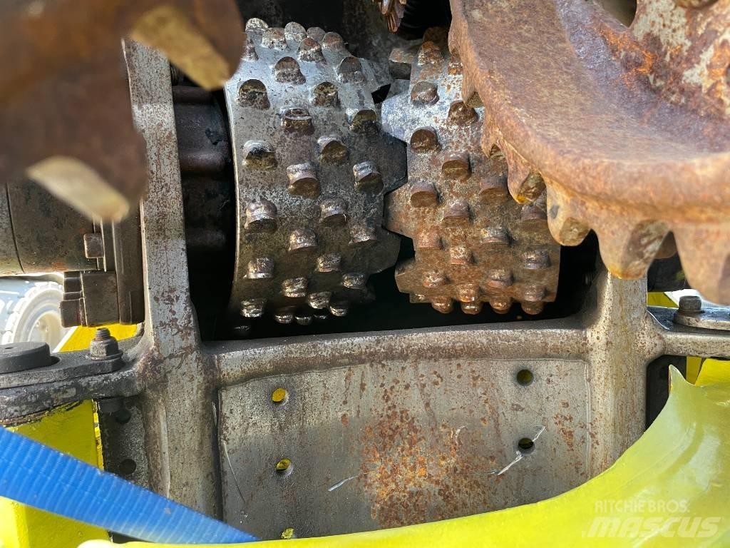 John Deere H 480 C Decespugliatrici e trinciatrici idrauliche