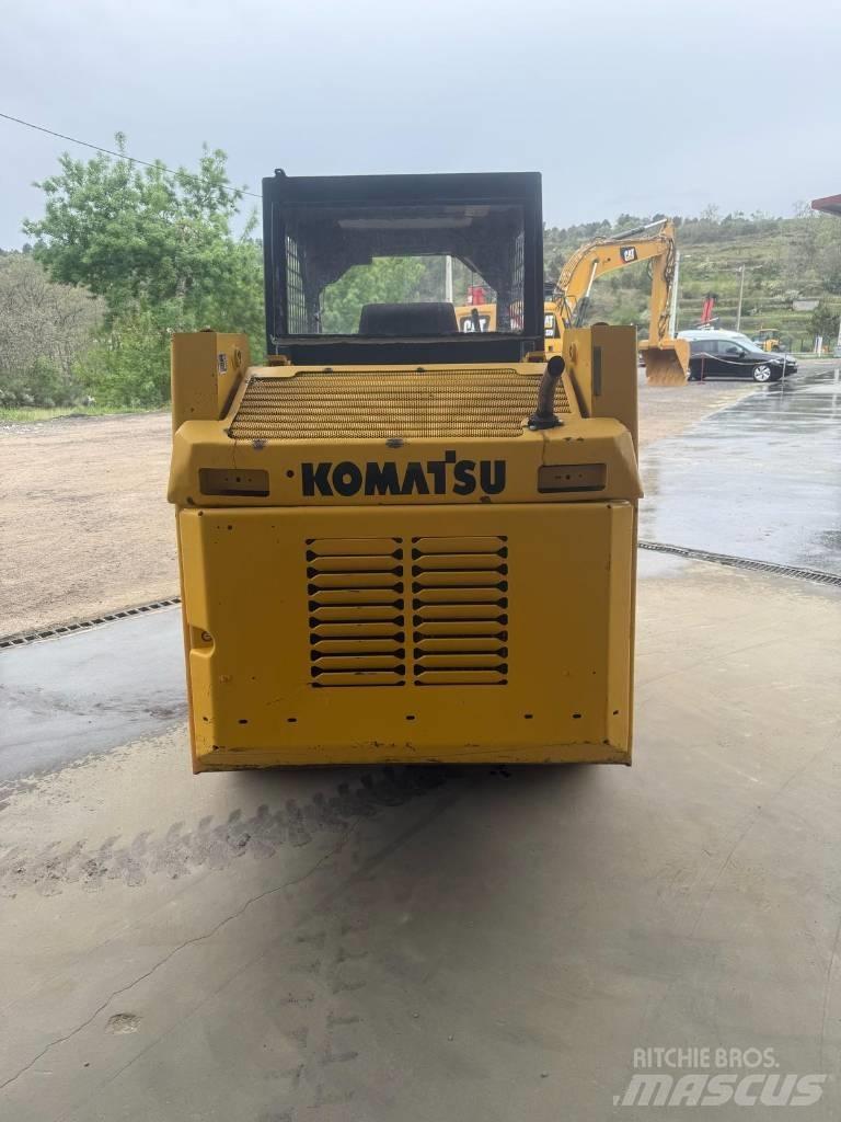 Komatsu SK 07 J-2 Mini Pale Gommate