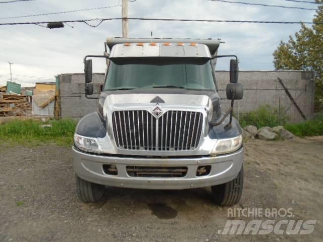 International 4300 Camion ribaltabili