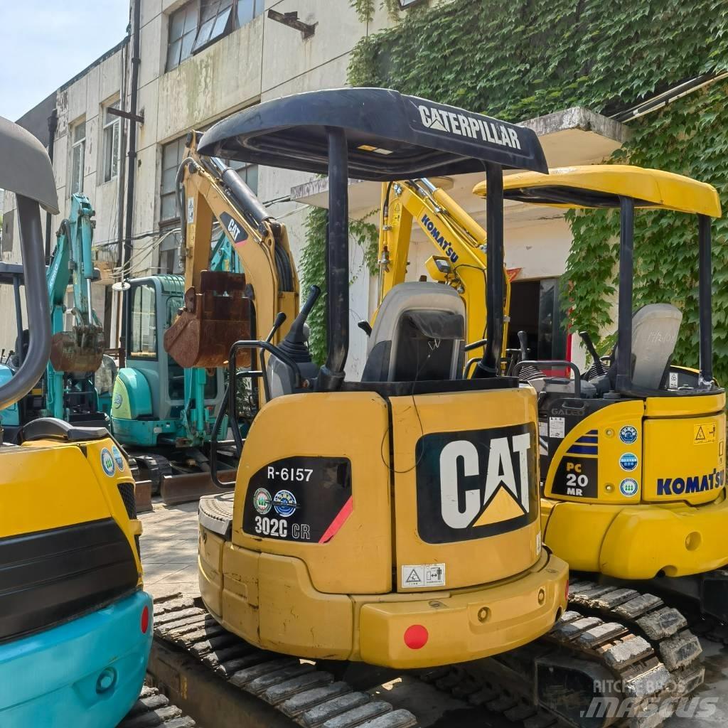 CAT 302 Miniescavatori