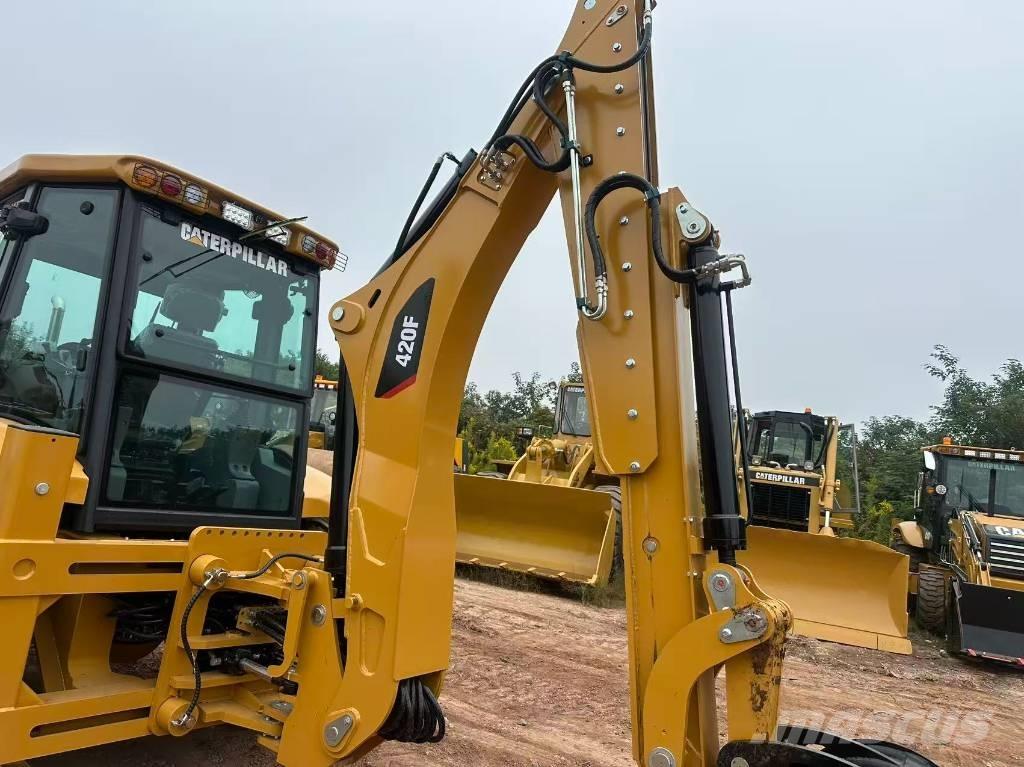 CAT 420 F2 Terne